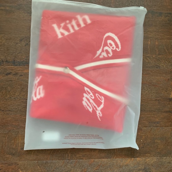 🔥HOST PICK🔥 NWT Kith x Coca- Cola x Mitchell & Ness sweater - Picture 8 of 15
